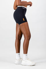 Soleil Short - Black & White